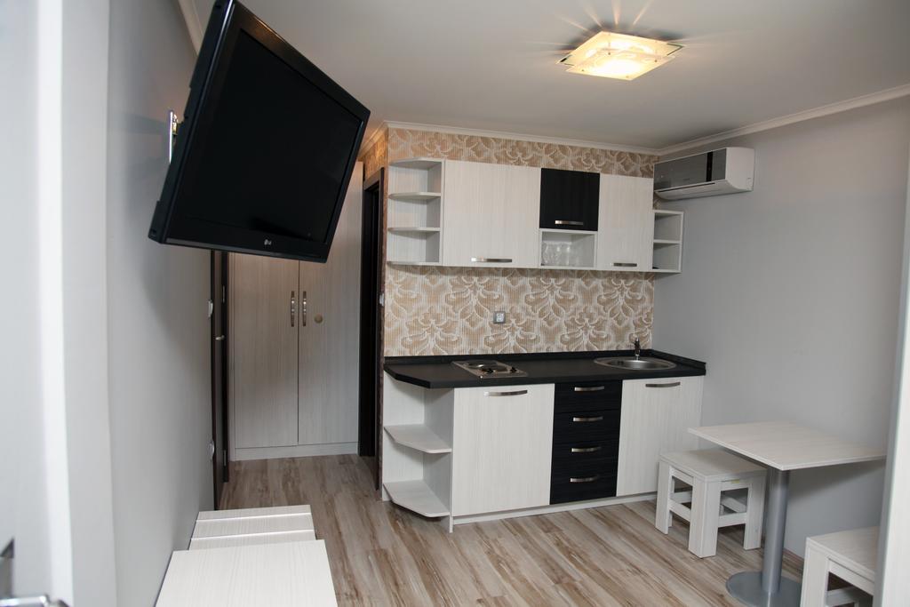 Čačak Silver House Hostel חדר תמונה