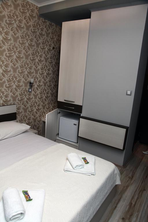Čačak Silver House Hostel חדר תמונה